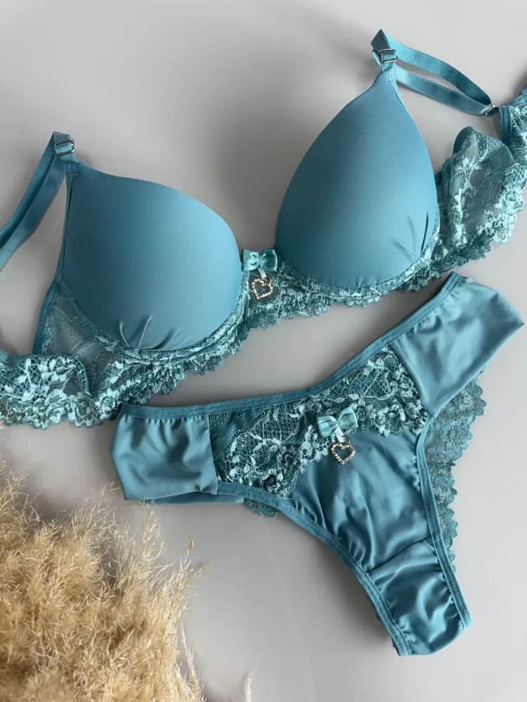 Conjunto Pingente Coracao Briela 6