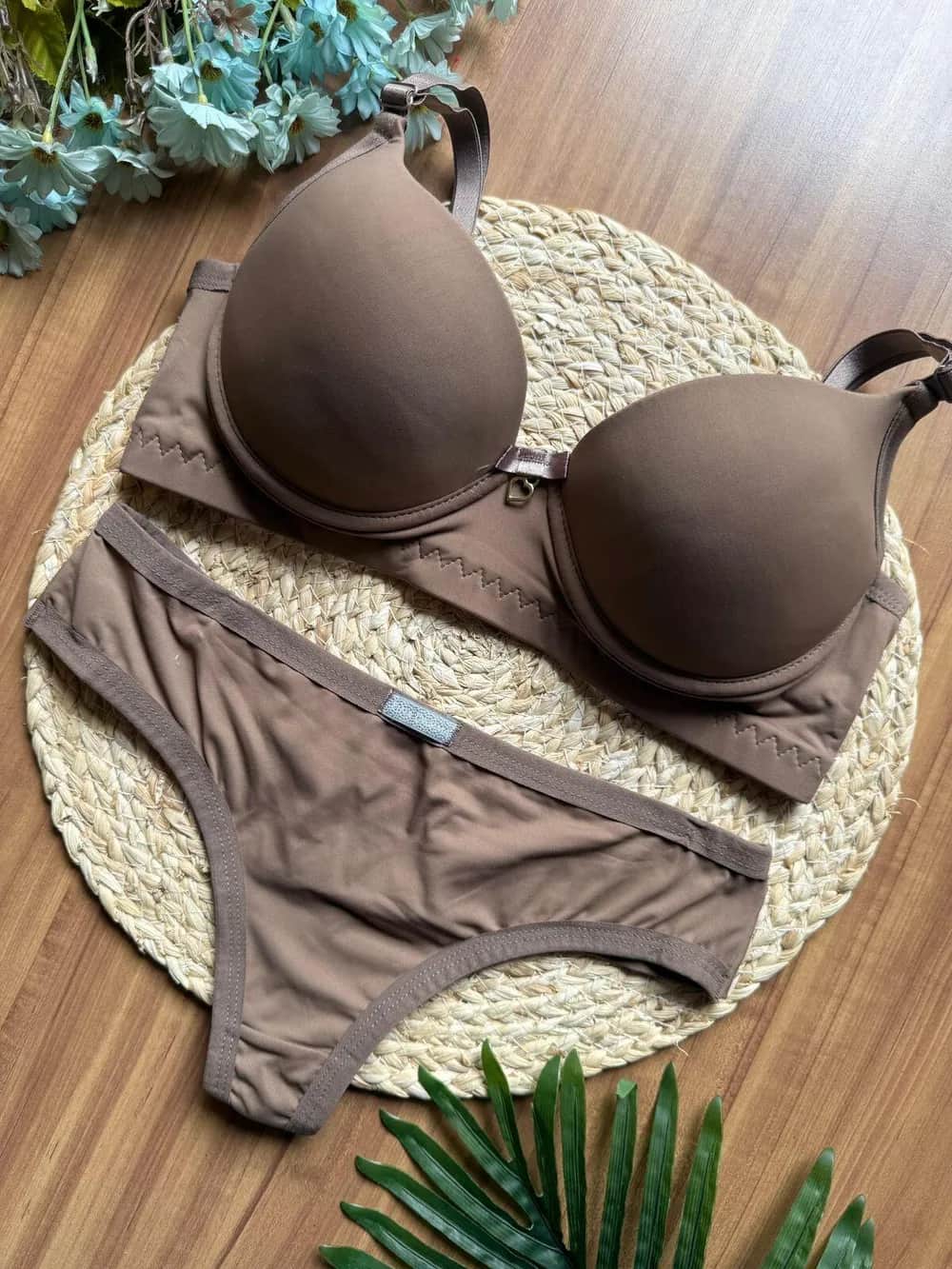 Conjunto Basico Com Pingente 1002 Tanga 2