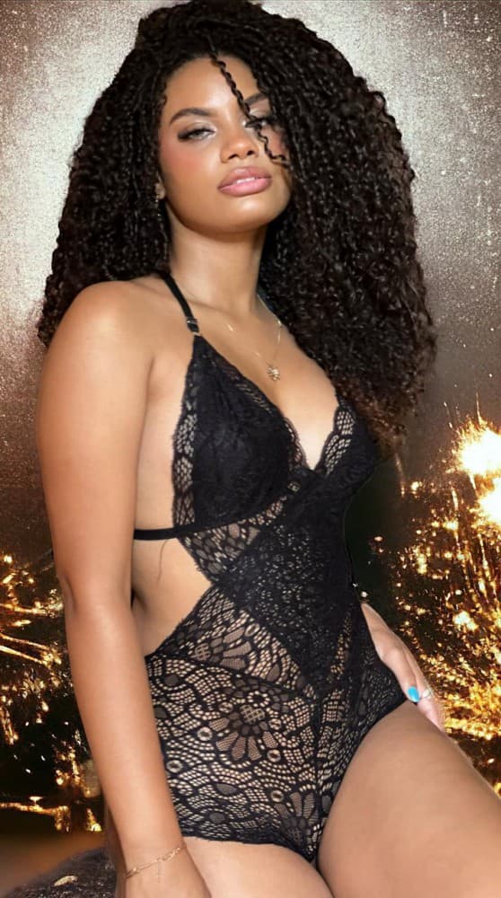 BODY ENTRANÇADO RENDADO - Preto ( - )