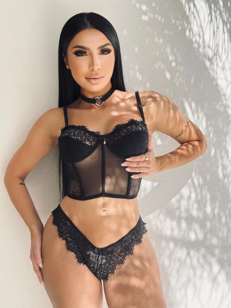 CORSELET DE RENDA + CALCINHA - Preto (renda de cilios)