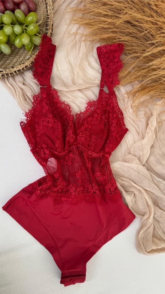 BODY S/BOJO ULTRALUXO JESSY - VERMELHO (renda cilios)