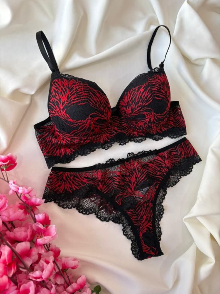 CONJUNTO C/BOJO MIRELLA - PRETO C/VERMELHO