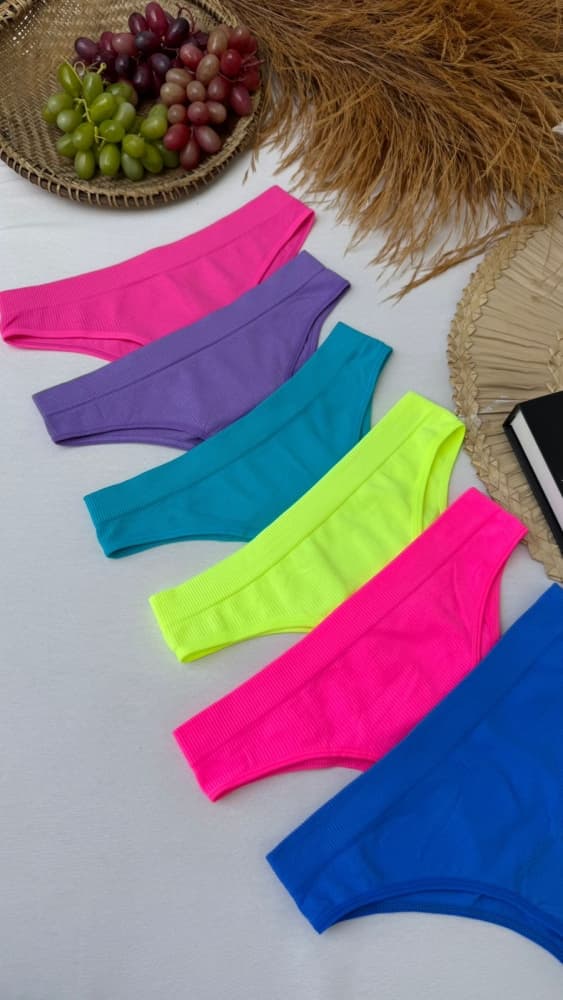 CALCINHA IMPORTADA TRADICIONAL (não é possível escolher cor - cores variadas) 1