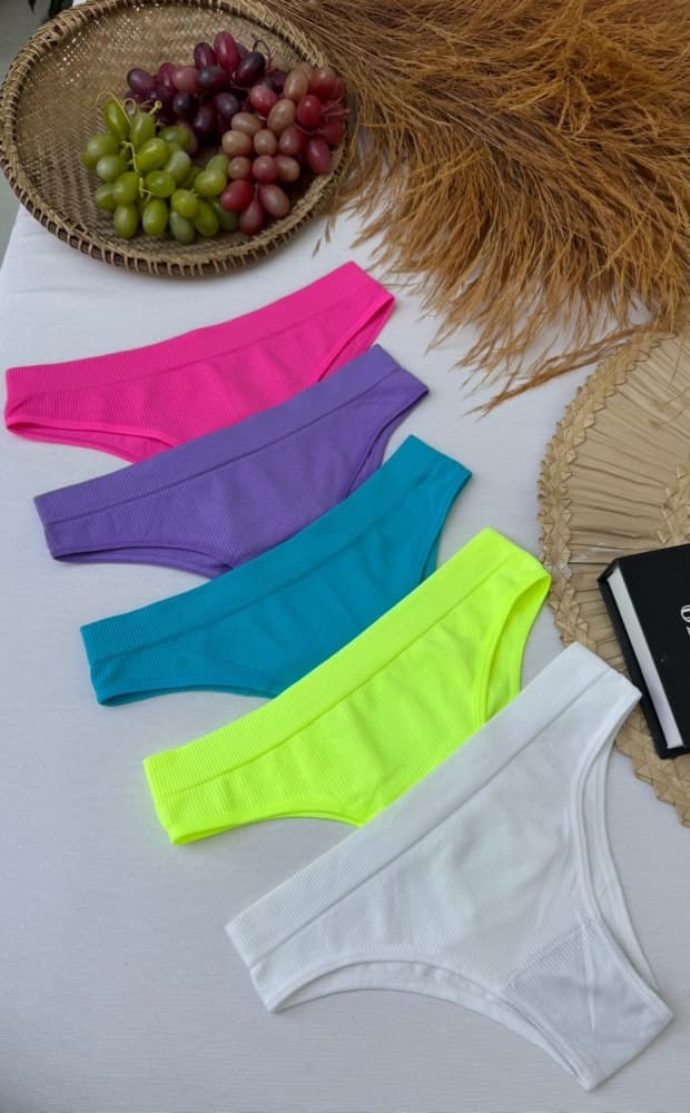 CALCINHA IMPORTADA TRADICIONAL (não é possível escolher cor - cores variadas) 2