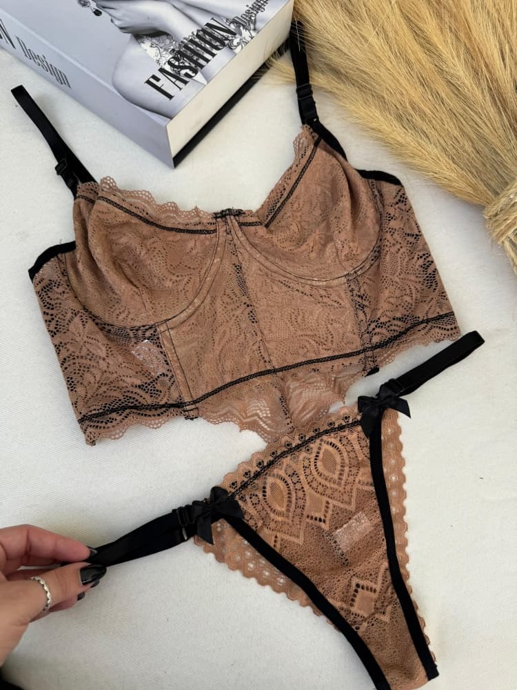 Conjunto s/bojo cropped Scarlet - Marrom