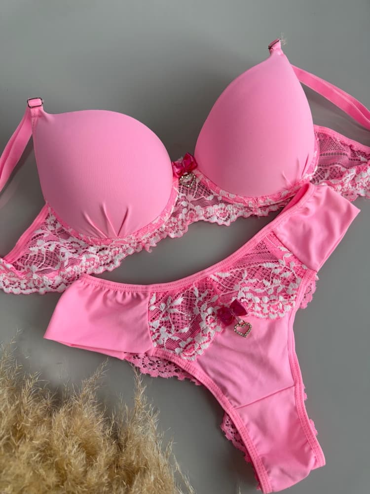 CONJUNTO PINGENTE CORAÇÃO BRIELA 4