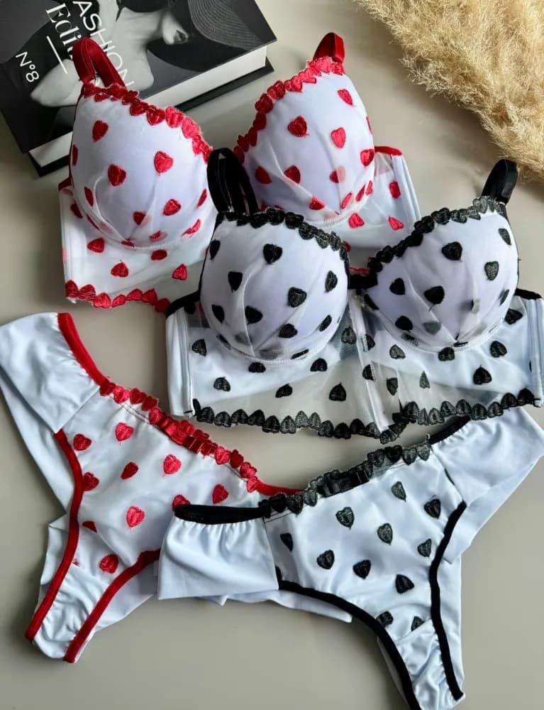Conjunto C Bojo Sensacao C